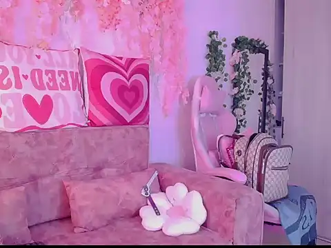Ana__grace Adlı Modelin Canlı XXX Sohbeti