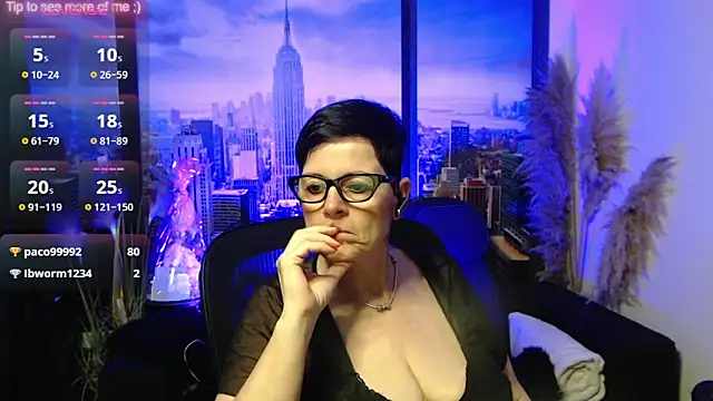 ninarandmann's Live XXX Chat