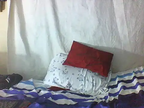 Chat +18 de juicy_naughty ao vivo
