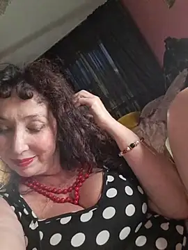 XXX chat uživo modela GypsyEsmeralda