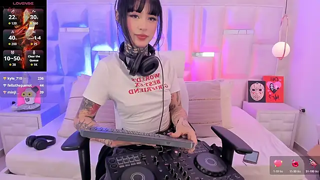 Chat XXX Live doll__bella