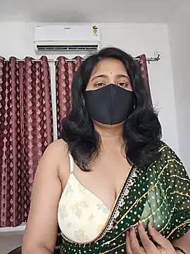 XXX chat uživo modela Cute-Maanvi