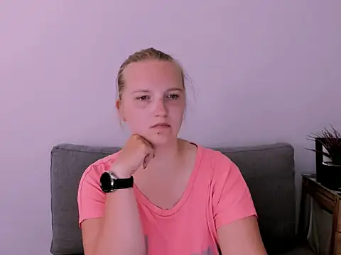 RoseTeacherX Chat XXX in diretta
