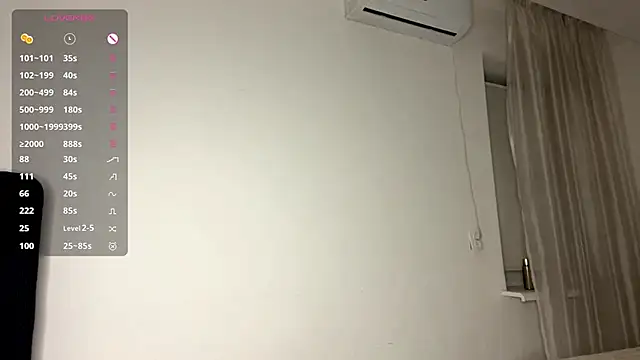 Živý XXX chat LoryMusetti