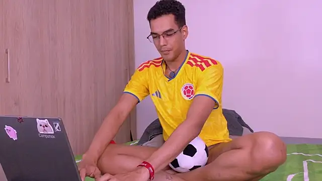 Chat XXX en directo de Pikashu7u7