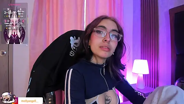Molly_A's Live XXX Chat
