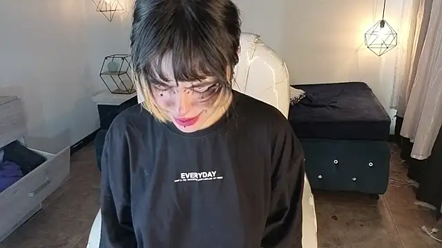 XXX chat uživo modela NinaSakura_Eup
