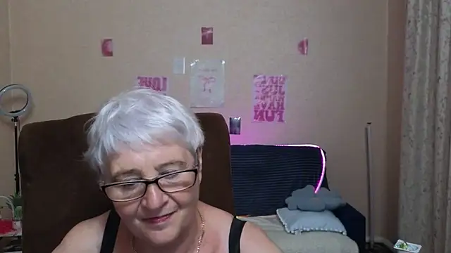 Sandra_Snowflake Live XXX Chat