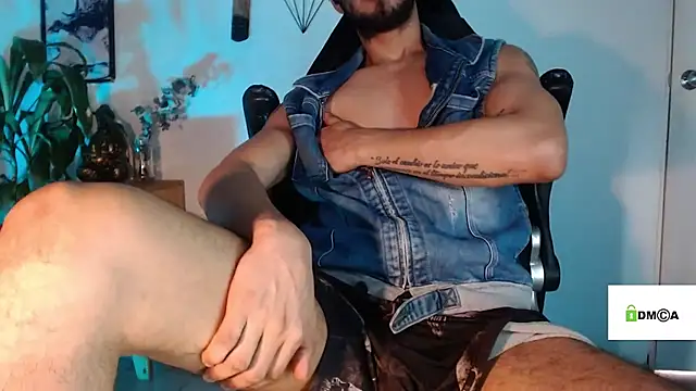 Colby_brown03 élő XXX-chatje