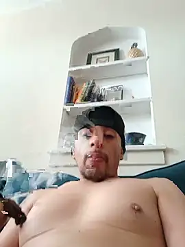 HungThug Live XXX-Chat