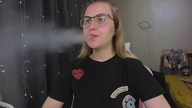 MissBrightShine's Live XXX Chat