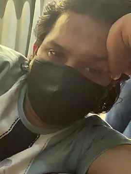 Asianstud69 即時 XXX 聊天