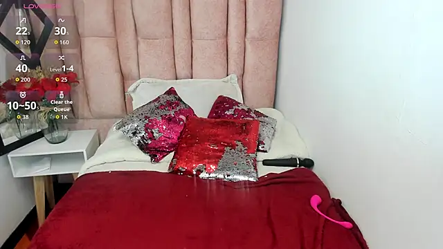 Issa_Milf__'s Live XXX Chat