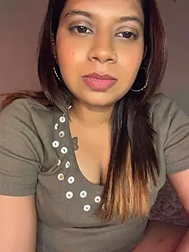 Malika_Secrets 即時 XXX 聊天