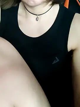 Chat XXX en directo de Aashikalaa