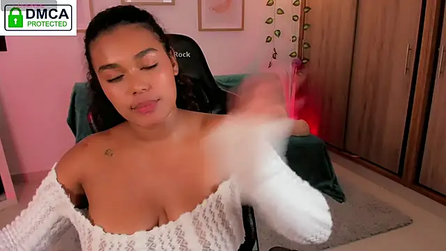 Chat XXX Live aleja_montiel__
