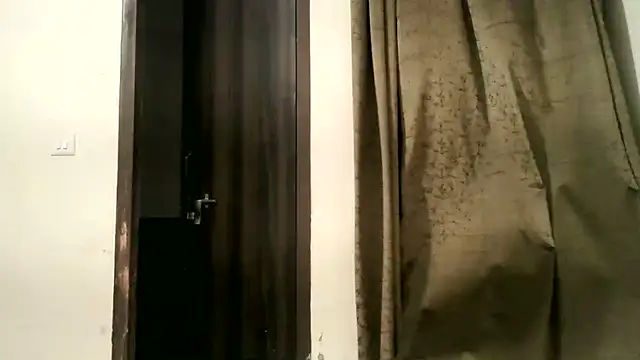 Aayusmatisharma Chat XXX live