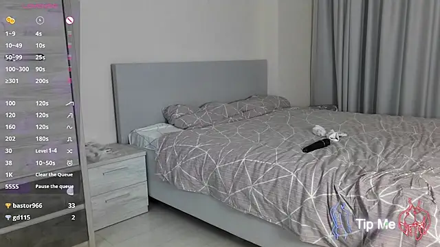 WizLoverr webcam show