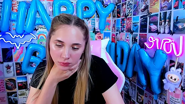 MiaMilas' Live XXX Chat