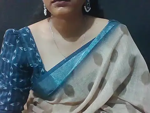 Chat XXX en directo de Thilothama_Vaishu