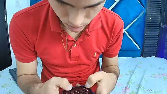 EdwinBoys' Live XXX Chat