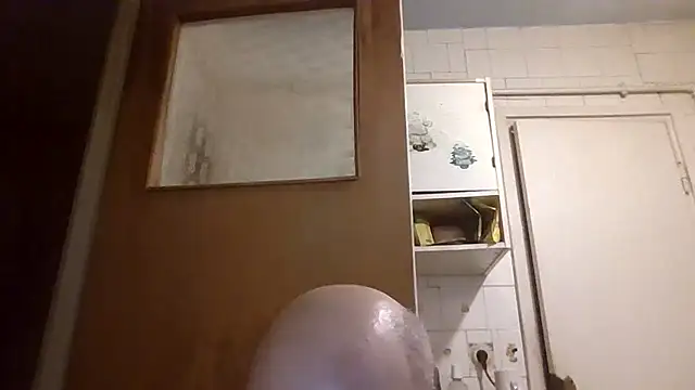 Chat +18 de mariusica1@xh ao vivo