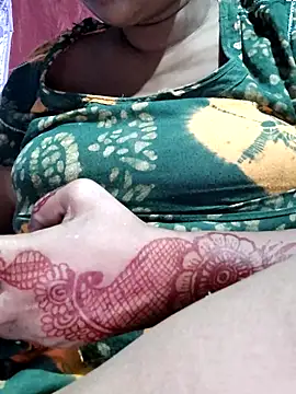 Gulapi_N লাইভ XXX চ্যাট