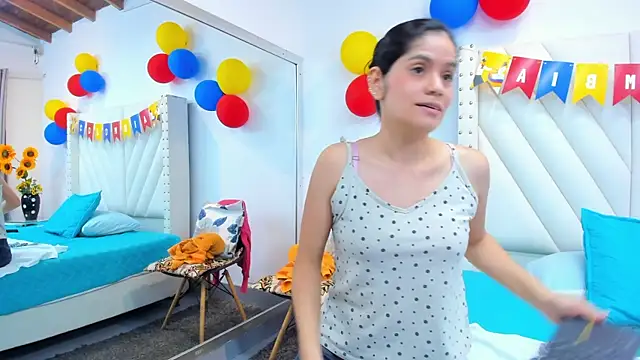 Živý XXX chat Paulynavera