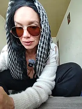 XXX chat uživo modela MARILYNKOVANOVA