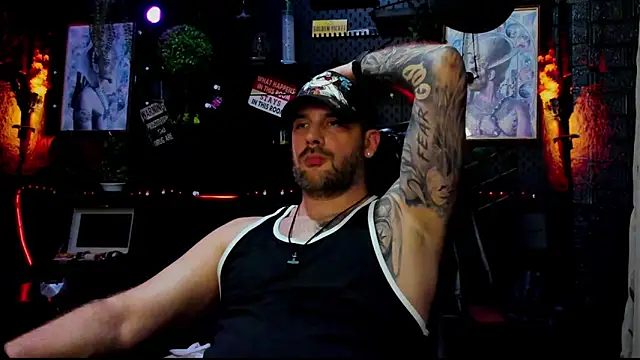 LexHardy XXX чат на живо