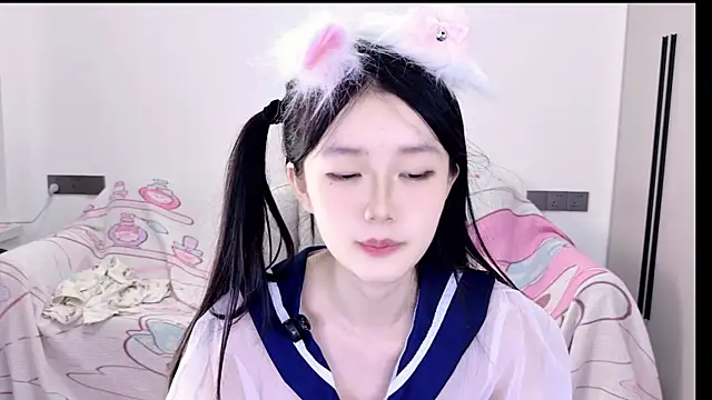 XXX chat uživo modela KylinKylin