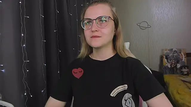 MissBrightShine live XXX chat
