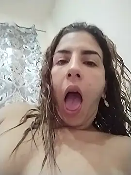 XXX chat uživo modela Latina_azura333