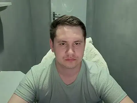 Max_Marlyn Adlı Modelin Canlı XXX Sohbeti