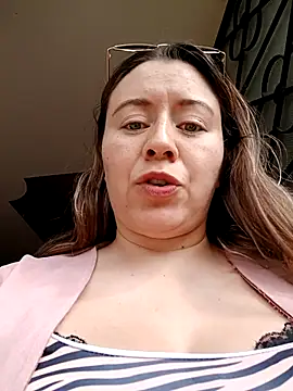 Chat XXX en directo de Hannah-colx