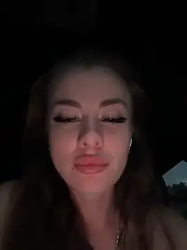 NyxBloom's Live XXX Chat