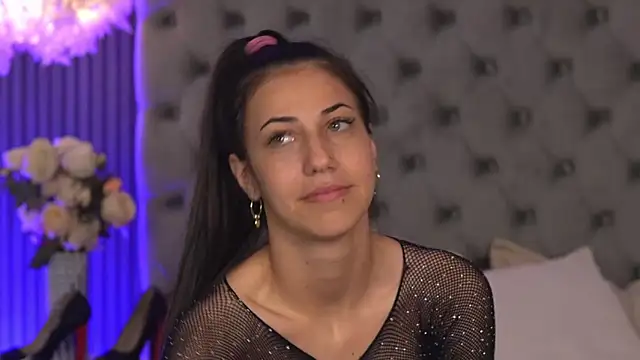 Chat +18 de KeylaBlair ao vivo