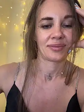 XXX chat uživo modela LucieMack