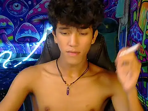 XXX chat uživo modela hugekenbigcock