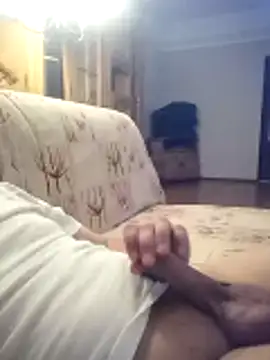 Show modela Artemka33 na web-kameri