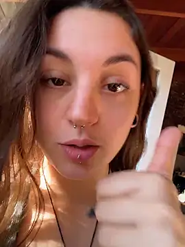 Chat +18 de AlbaPetite ao vivo