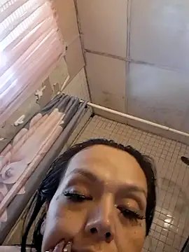 Bossladyaugust's Live XXX Chat