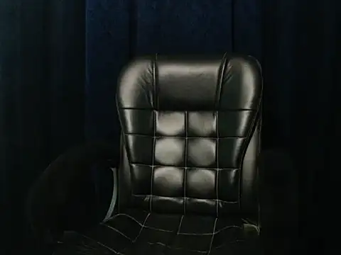 XXX chat uživo modela Yashi
