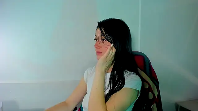Amy_Kobold3's Live XXX Chat