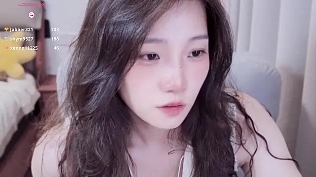 XXX chat uživo modela yuyu_77
