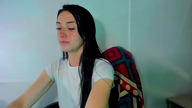 XXX chat uživo modela Amy_Kobold3