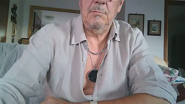 Živý XXX chat gyodybis