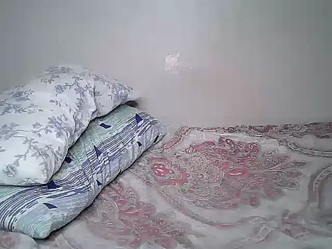 Queen_pretty2 Chat XXX live