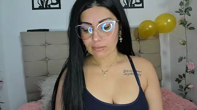 Tania_mature: απευθείας συνομιλία ΧΧΧ