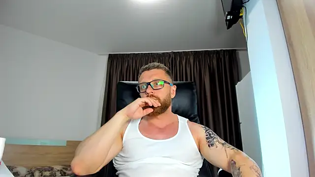 Chat XXX Live Findom_guy